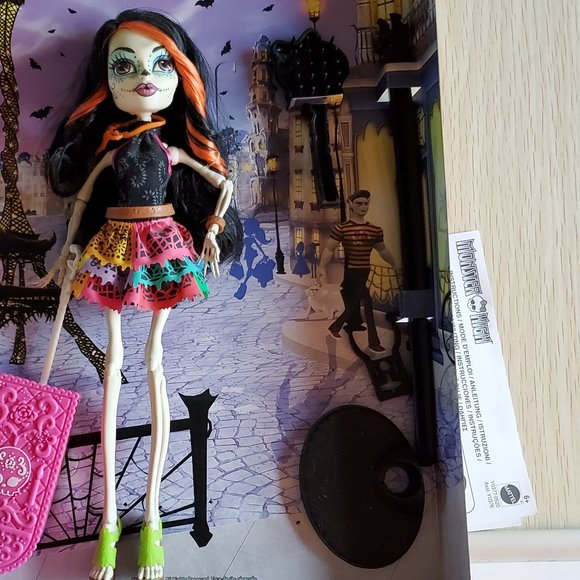 Mattel Monster High Scaris Skelita Calaveras Doll - Original Release 1st Run EUC - Picture 4 of 5